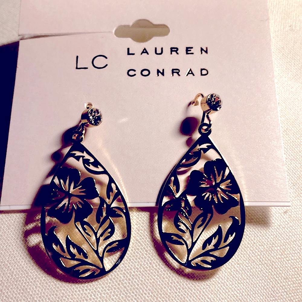 Lauren Conrad, cute dangle earring